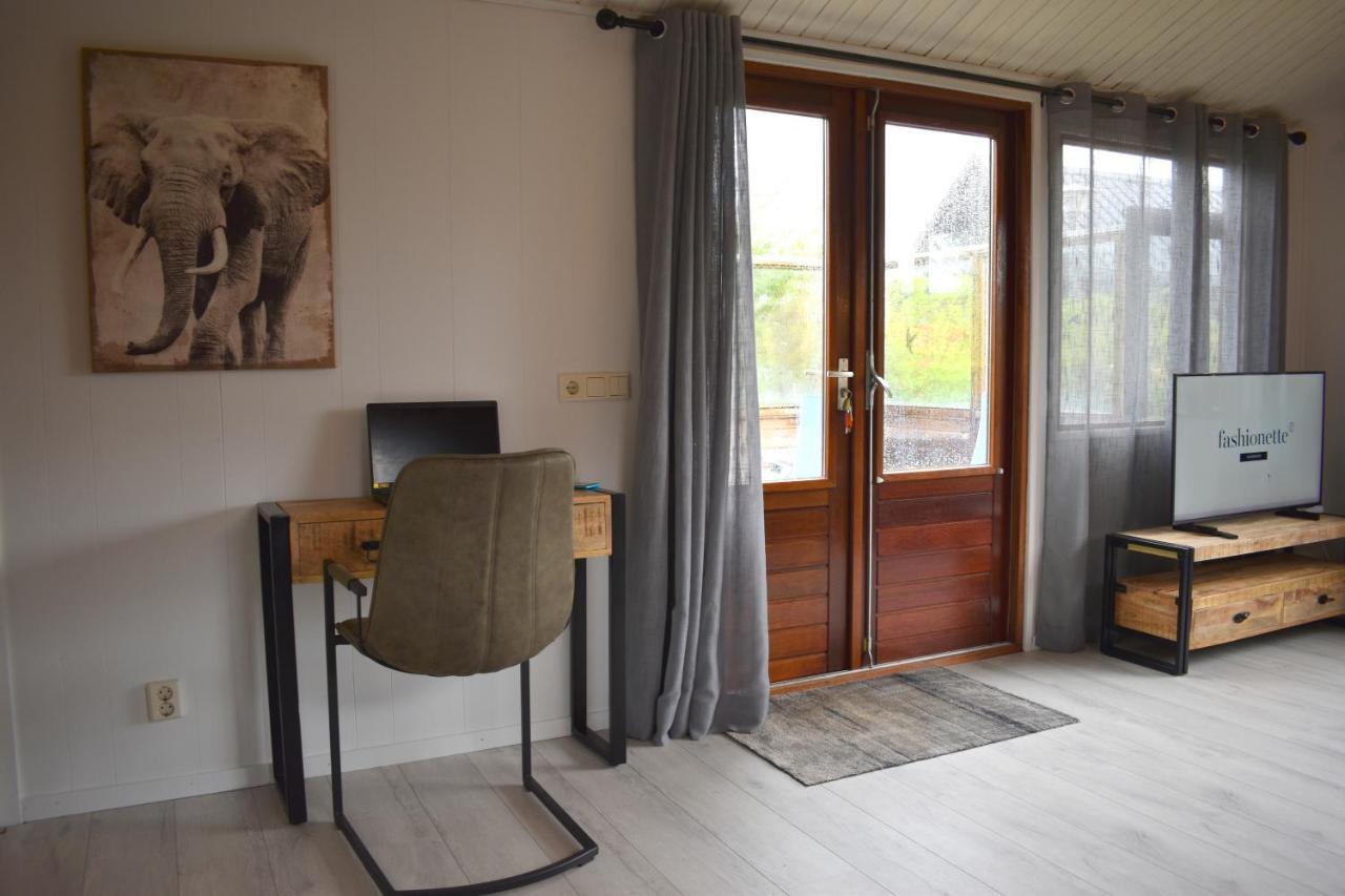 Het Duikertje - Tiny House Villa Dirkshorn Bagian luar foto
